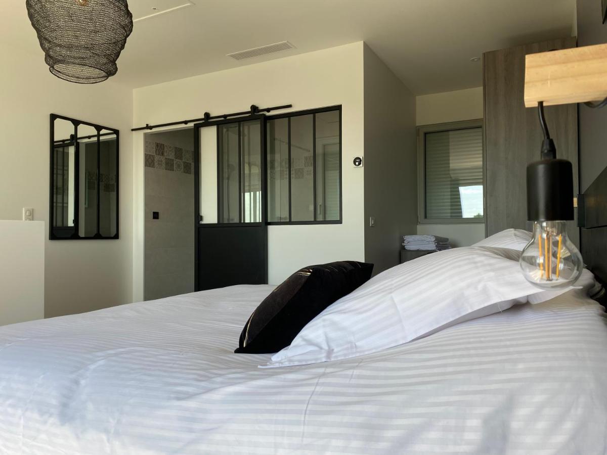 La Villa Perchee Calme, Sauna, Parking Prive サン・プリ エクステリア 写真