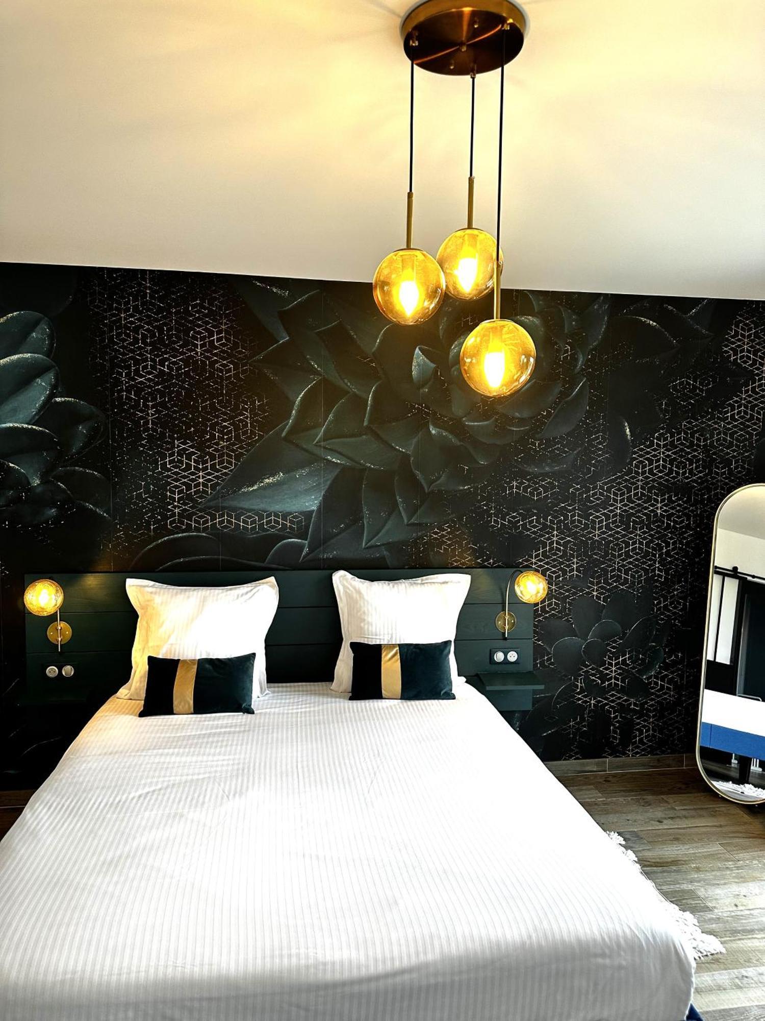 La Villa Perchee Calme, Sauna, Parking Prive サン・プリ エクステリア 写真