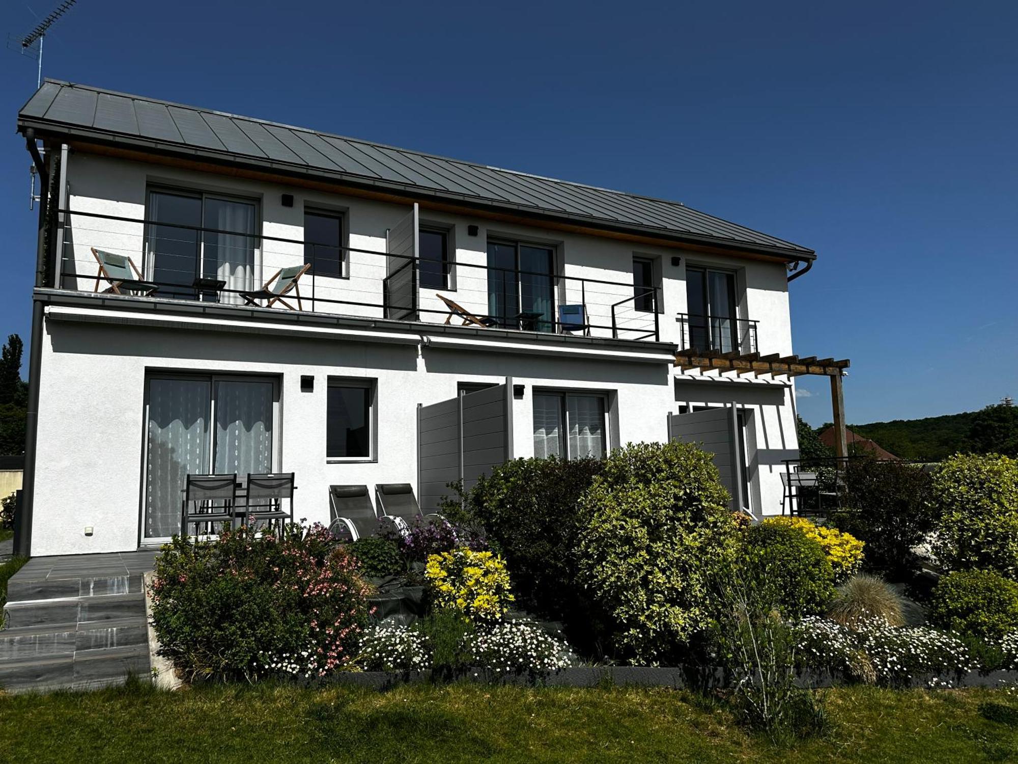 La Villa Perchee Calme, Sauna, Parking Prive サン・プリ エクステリア 写真